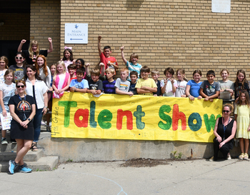 Burton 4th Graders Perform for Their Talent Show